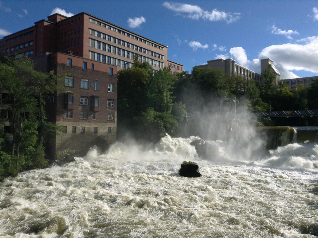 Promenade de la Gorge de la Rivière Magog-舍布鲁克必去景点