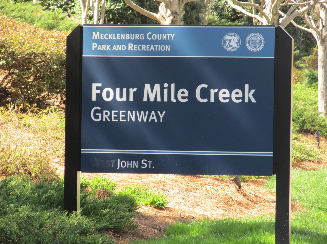 Four Mile Creek Greenway-马修斯必去景点