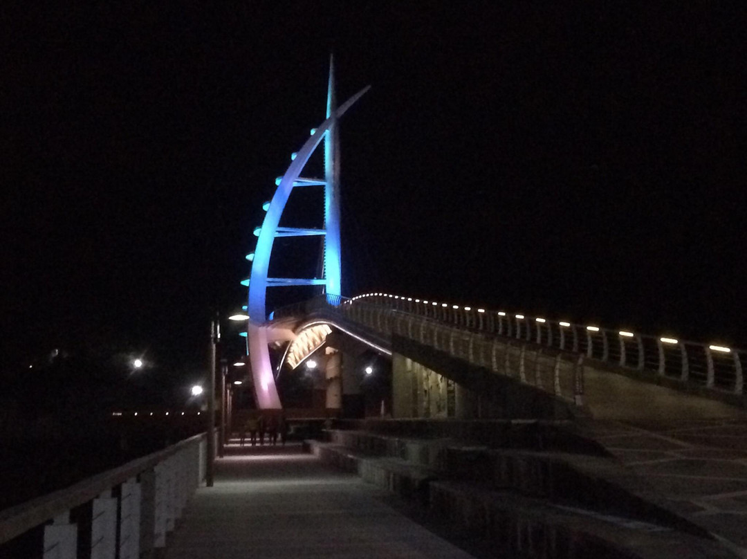 Saeyeongyo Bridge-西归浦市必去景点