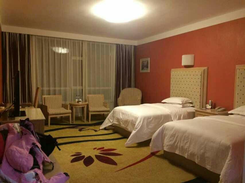 宝石国际酒店主图