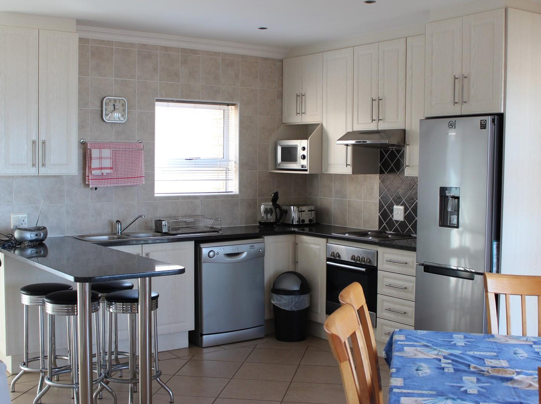 Makisaki Beachfront accommodation主图