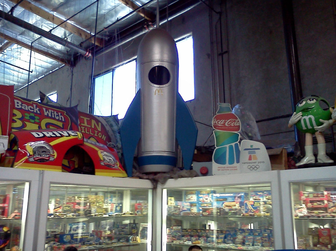 Frank & Son Collectible Show-工业市必去景点