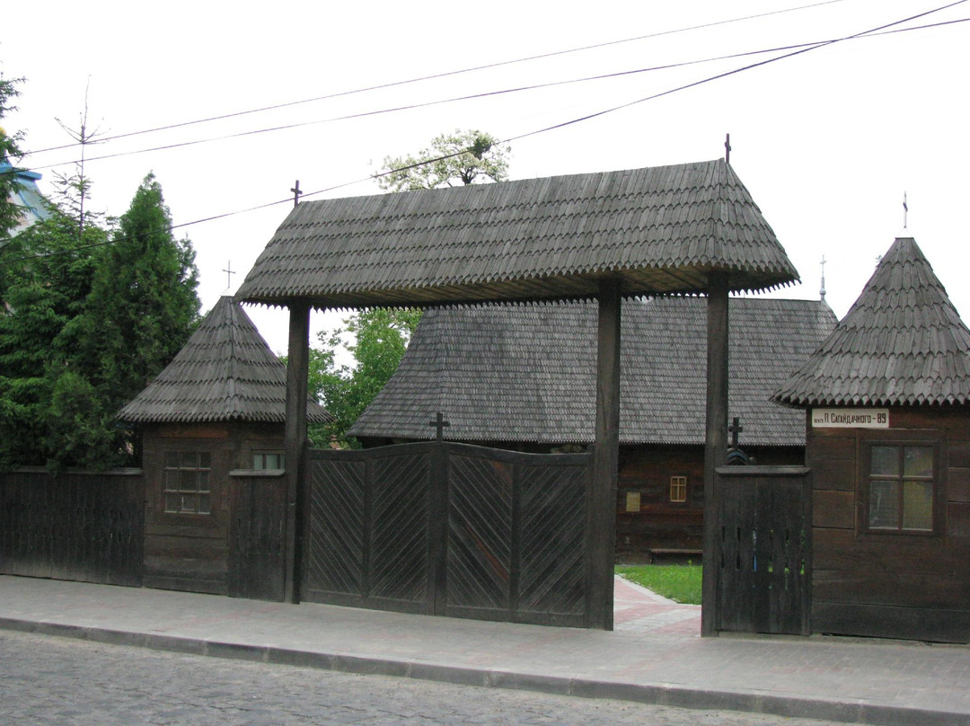 St. Nicholas Wooden Church-Chernivtsi必去景点
