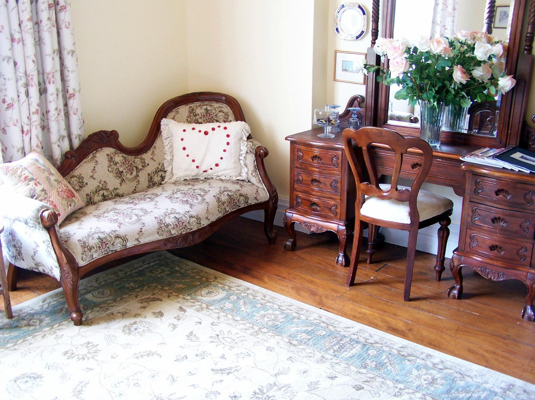 Woburn Homestead主图