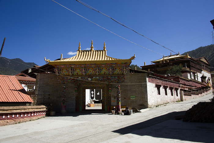 贡嘎郎吉岭寺景点图片