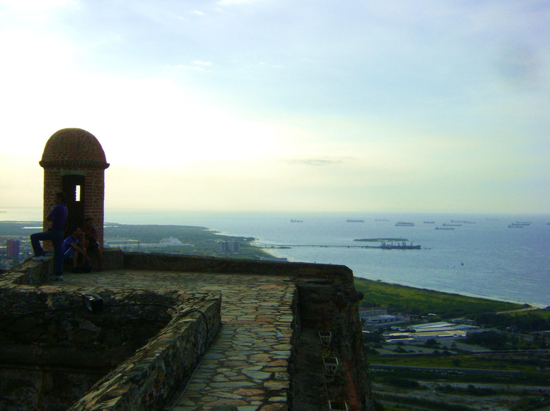 Fortin Solano-Puerto Cabello必去景点
