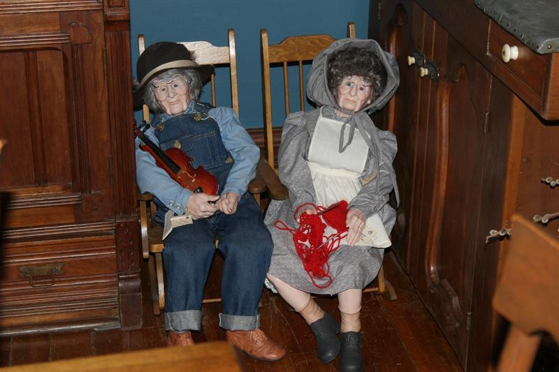 Dyer-Botsford Doll Museum-Dyersville必去景点