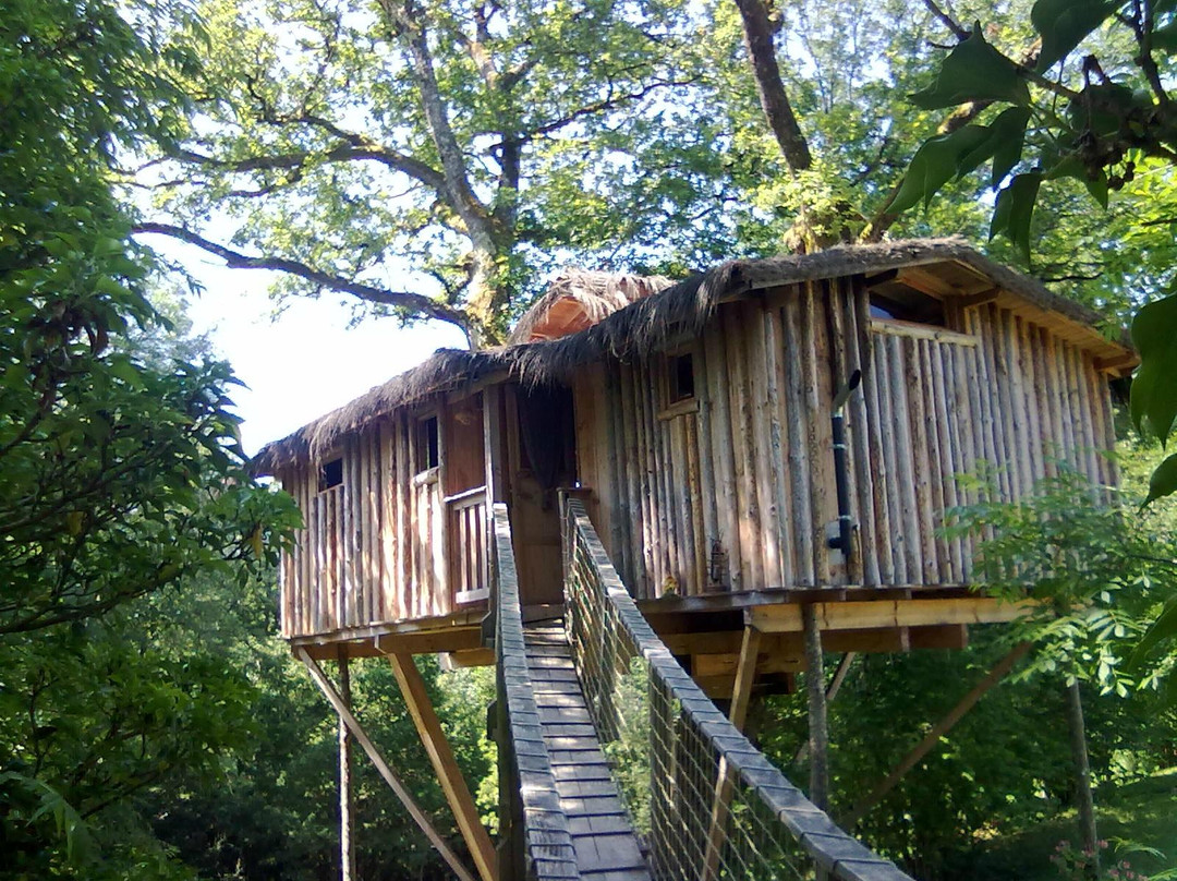 Les Cabanes du Marodier