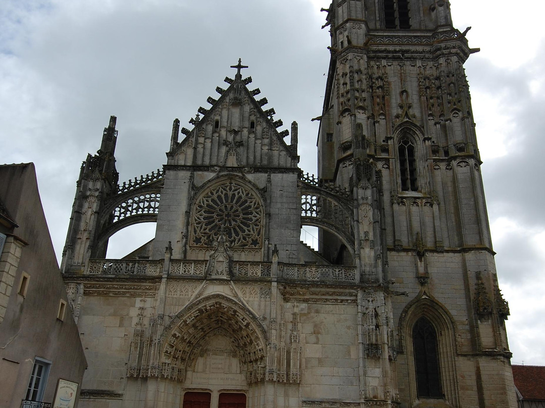 Collégiale Saint-Martin-Clamecy必去景点