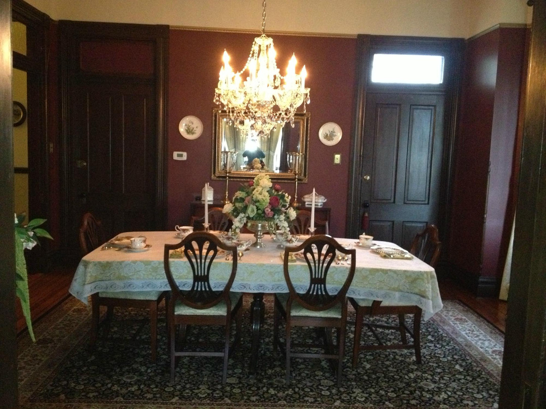 Bellevue Bed and Breakfast主图