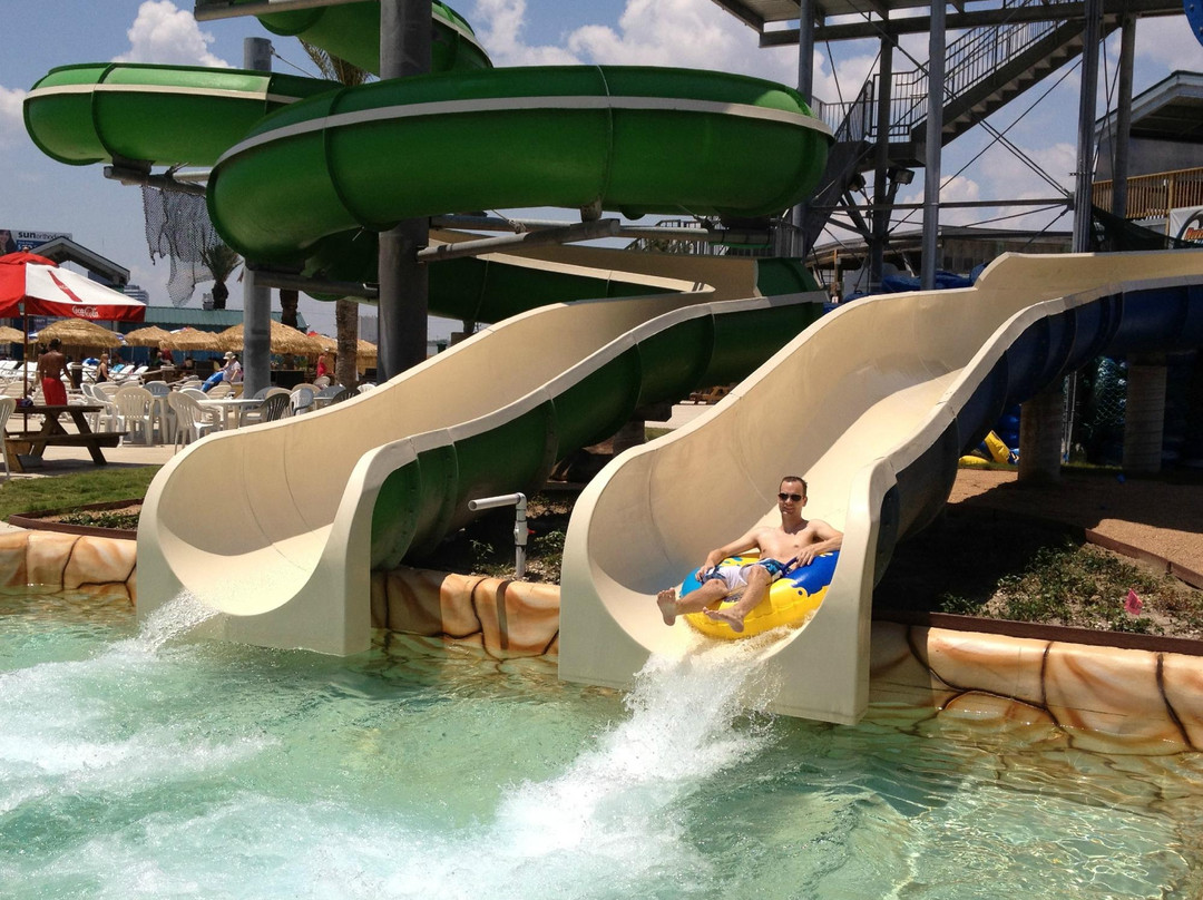 Hurricane Alley Waterpark-科珀斯克里斯蒂市必去景点