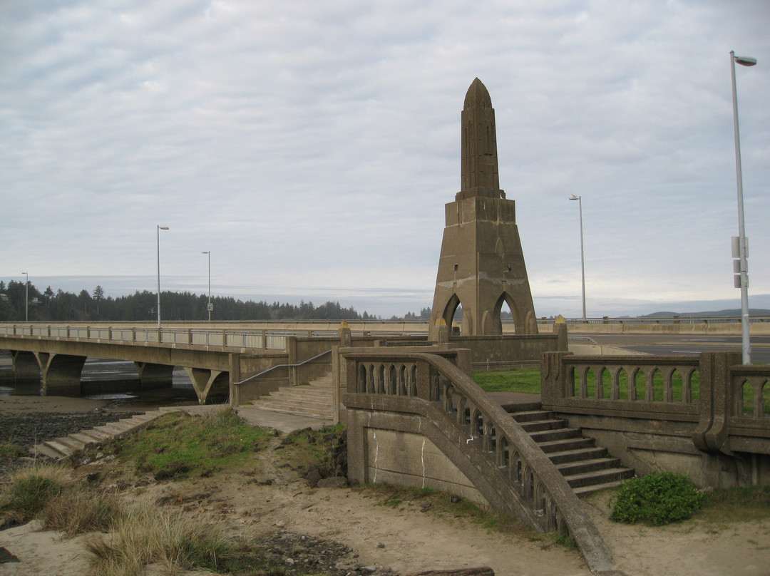 Alsea Bay Bridge Interpretive Center景点图片