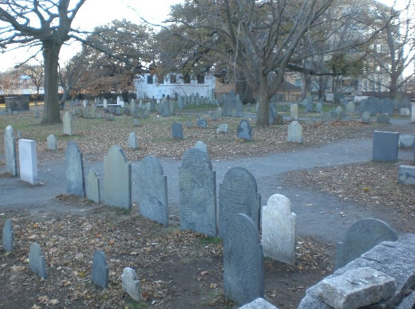 Old Burying Point Cemetery景点图片