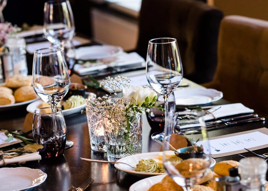 Elst餐馆和美食-Brasserie BinX