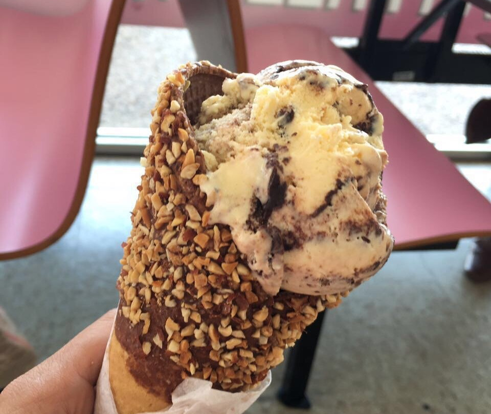 Joe's Ice Cream Parlor