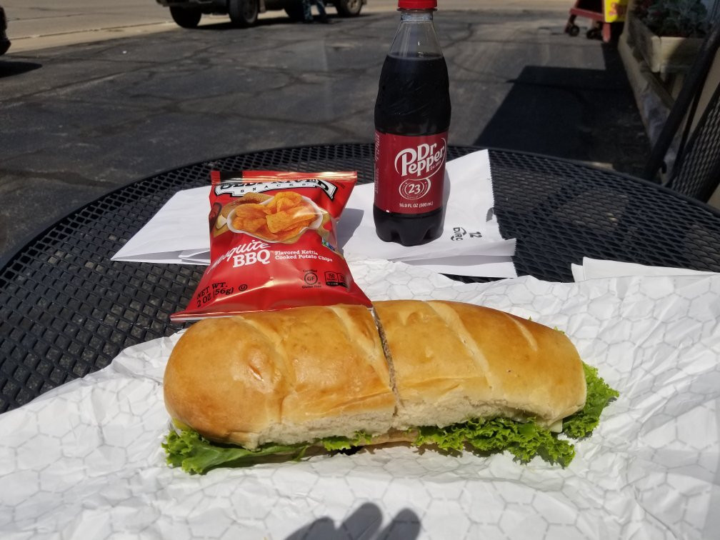 Pound餐馆和美食-Katie's Subs