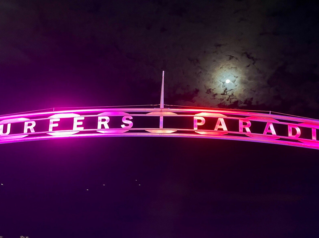 冲浪者天堂海滨集市-冲浪者天堂必去景点