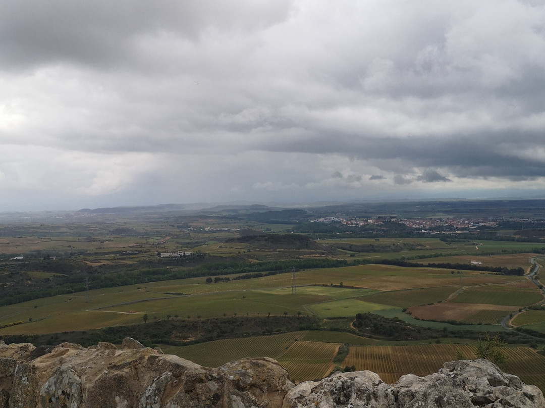 Ermita de San Felices de Bilibio-哈罗必去景点
