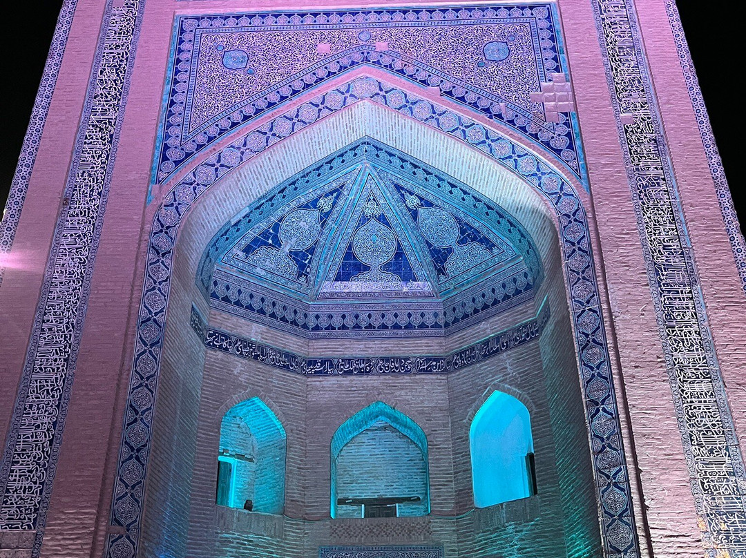 Allakuli Khan Madrassah-希瓦必去景点