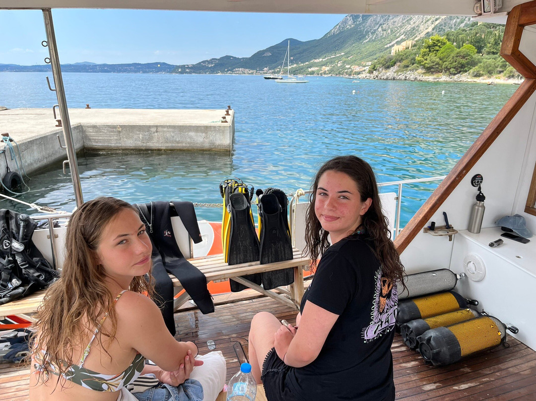 Apollo Dive Center-Nissaki必去景点