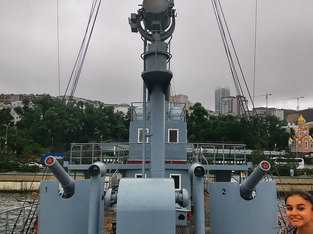 Memorial ship Krasny vympel-海参崴必去景点