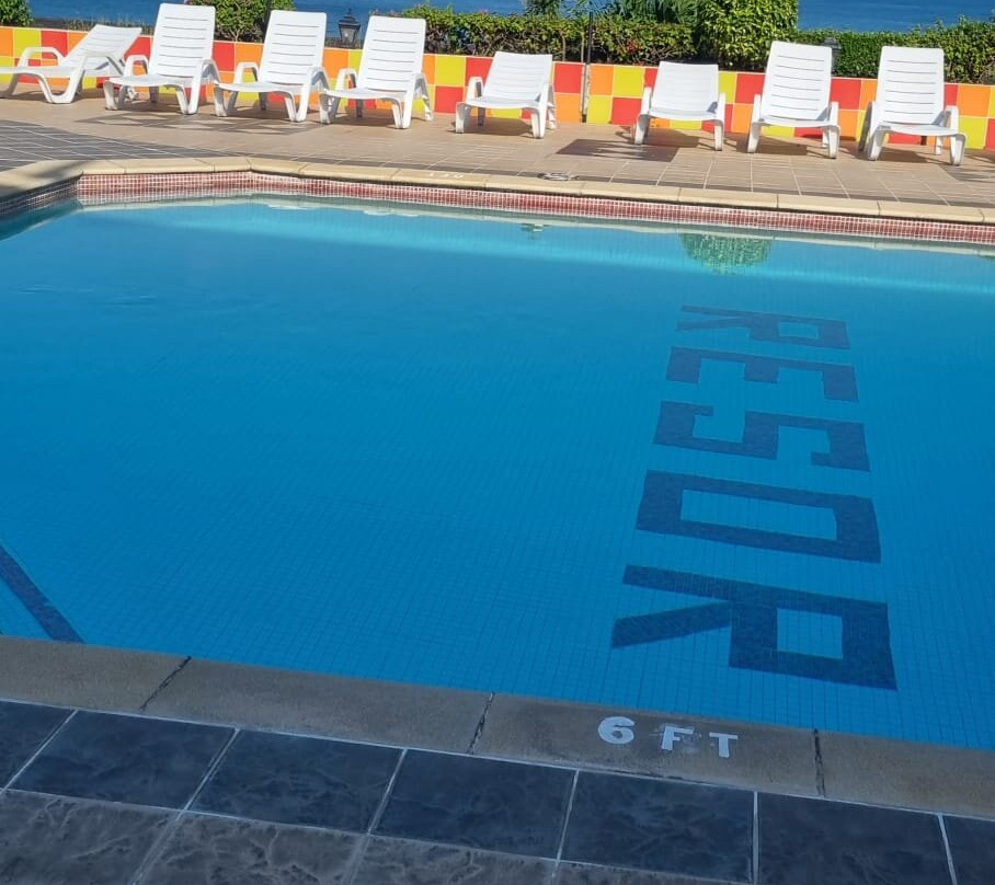 Grafton Beach Resort主图