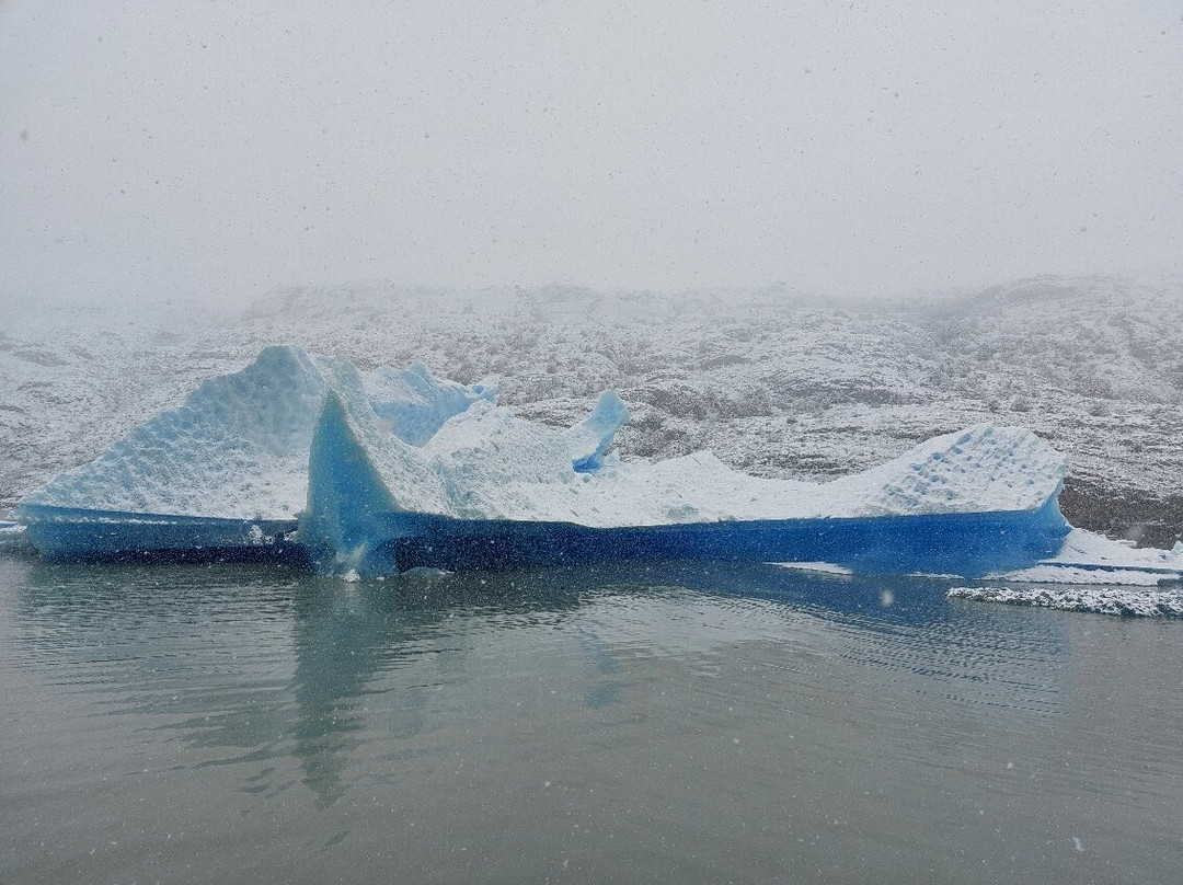 Navigation of Lago Grey-百内国家公园必去景点