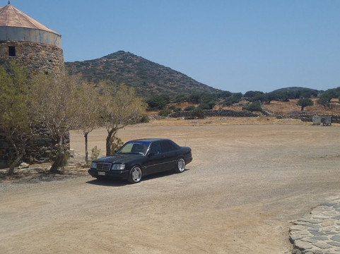 Diamonds Are Forever-伊拉克利翁必去景点