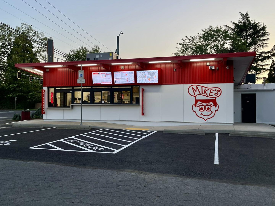 Milwaukie餐馆和美食-Mike's Drive-in Restaurant