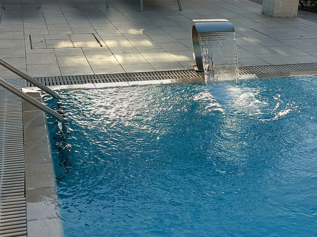 Waterlily Hotel主图