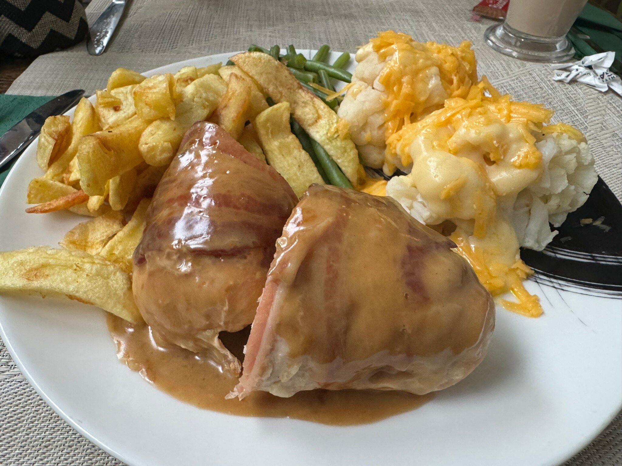 The Brig & Barrel Hotel-官方