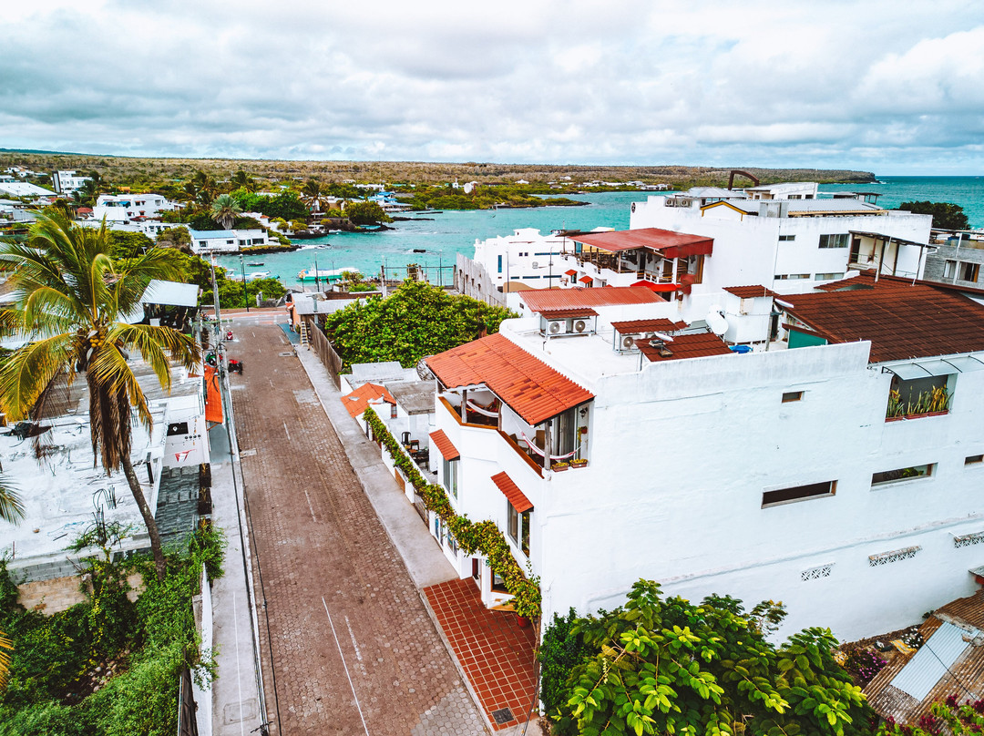 库库夫套房酒店主图