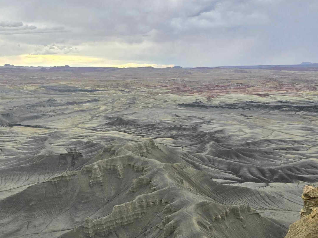 Moonscape Overlook-Hanksville必去景点