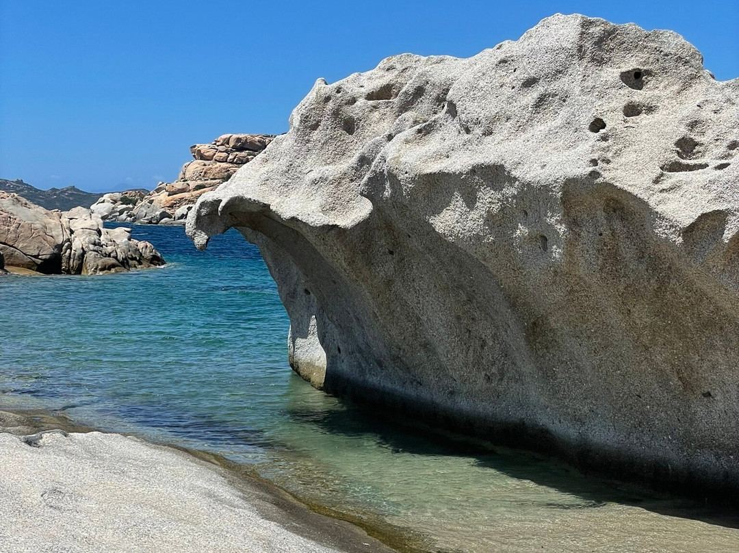 Spiaggia Nido d'Aquila-拉马达莱娜必去景点