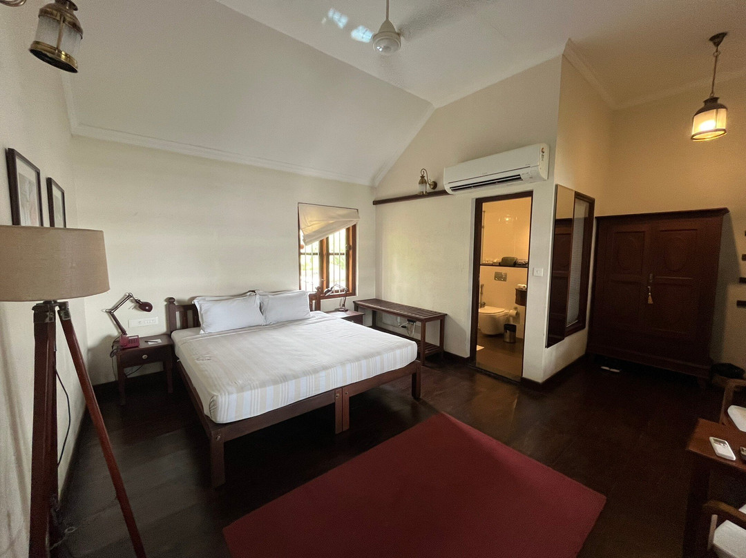 Samiira On Ashtamudi Lake主图