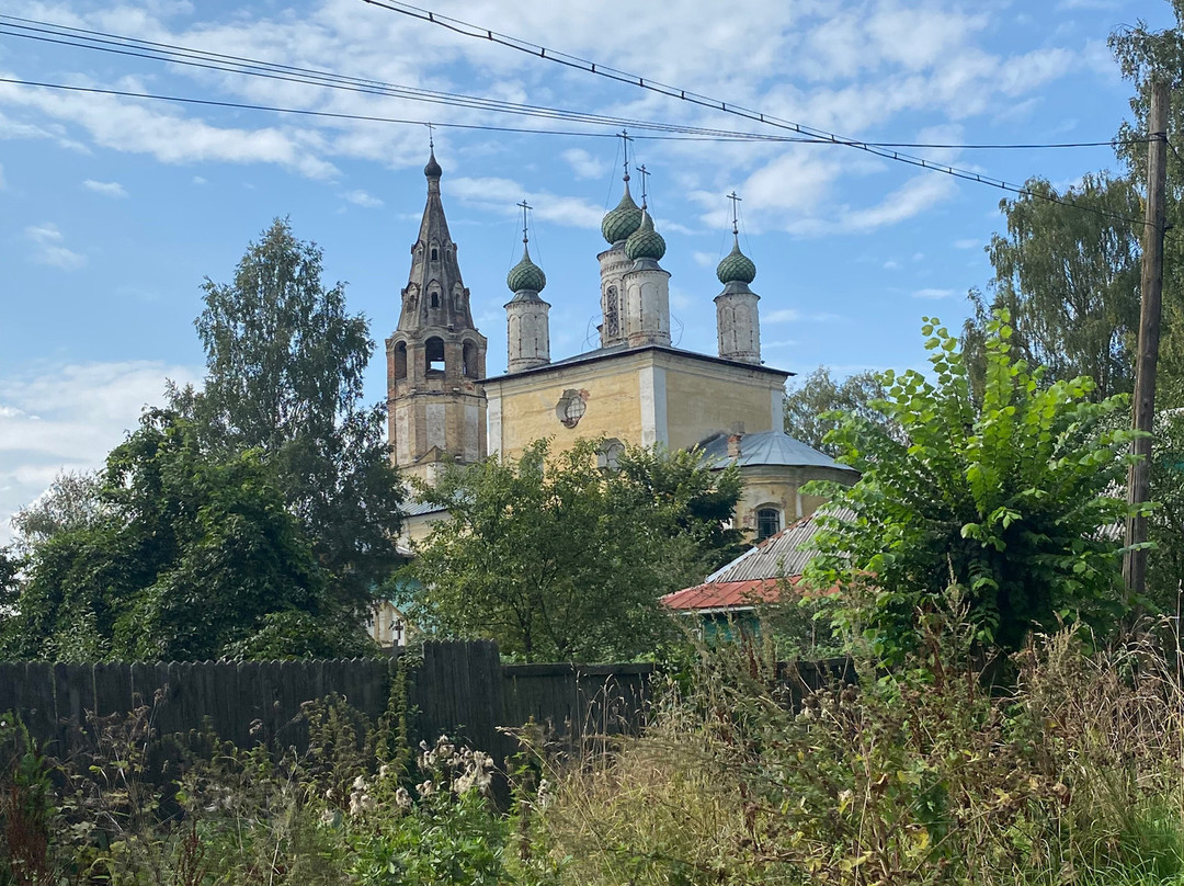Church of the Divine Savior and St. Mikhail the Archangel景点图片