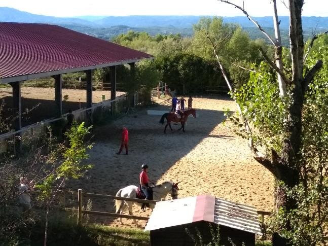 Centre Equestre du Rouret-Grospierres必去景点