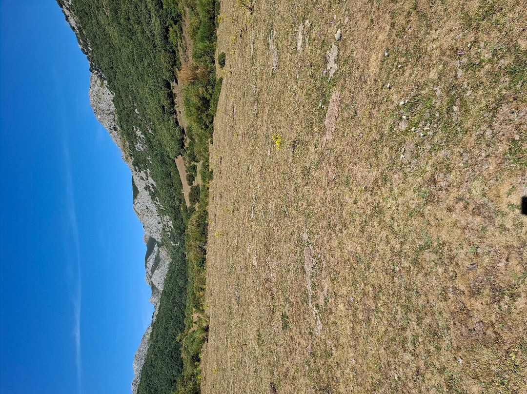 Tejeda de Tosande-La Estacion必去景点