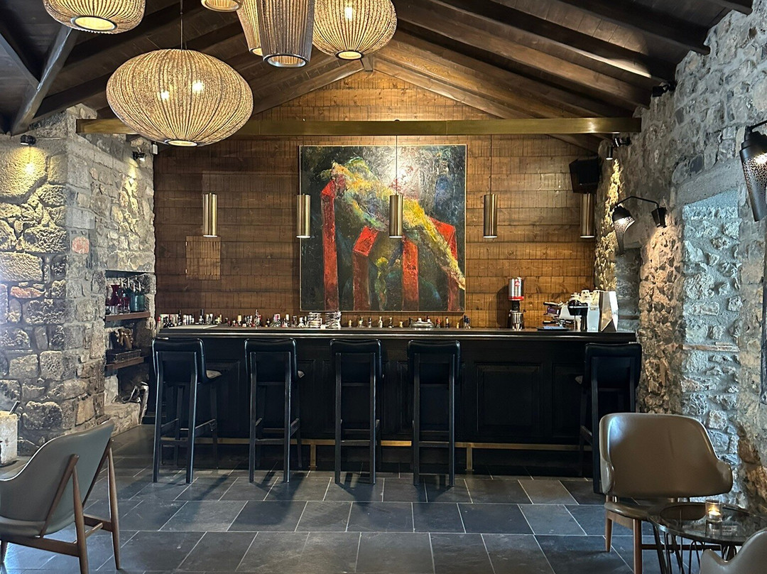 Art Mainalon Hotel主图