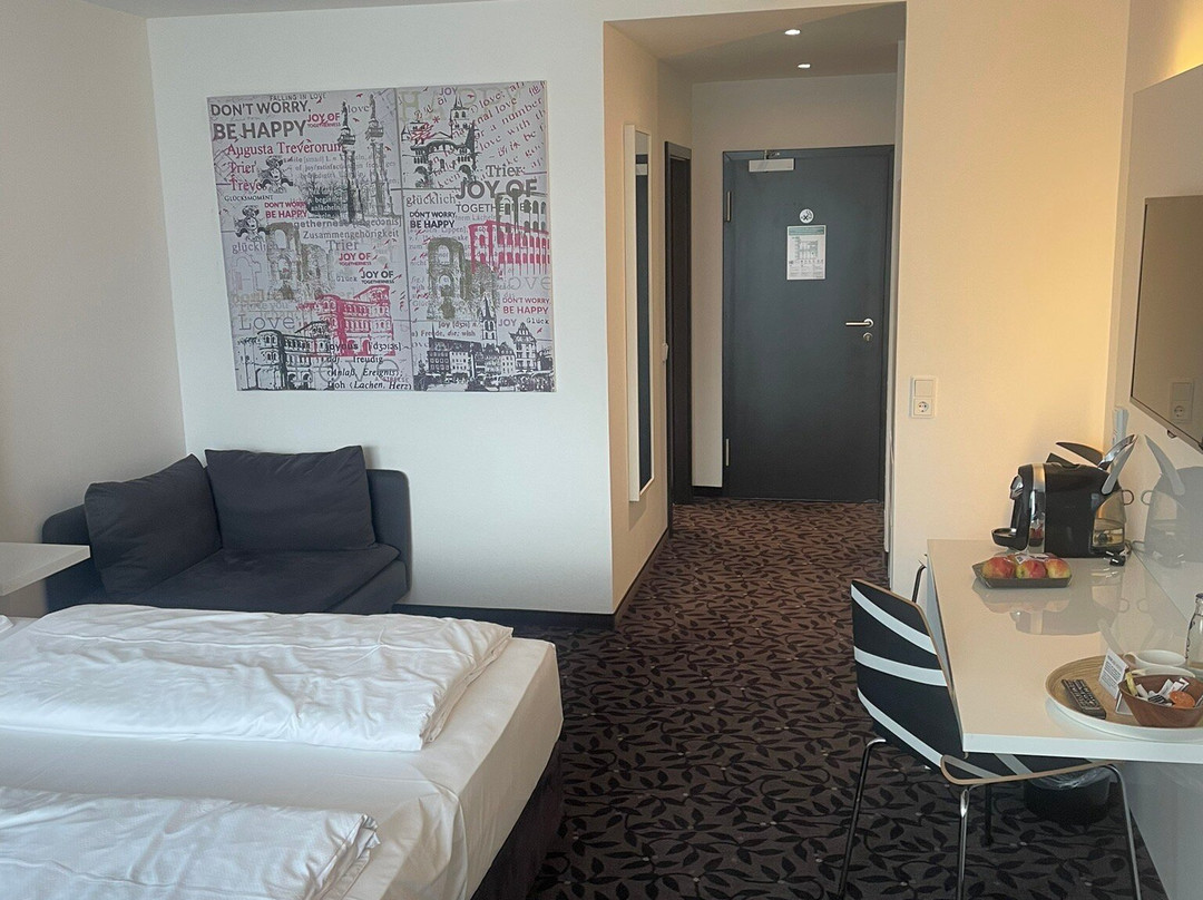 FourSide Plaza Hotel Trier主图