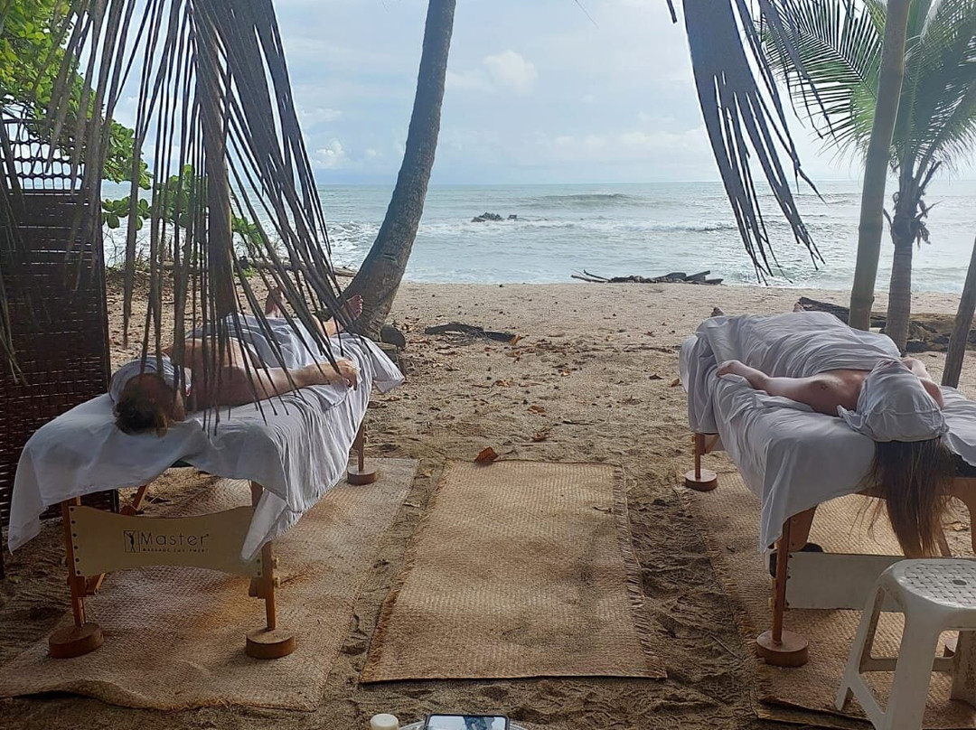 Surfer's Massage Sirene Silvia Ortiz景点图片