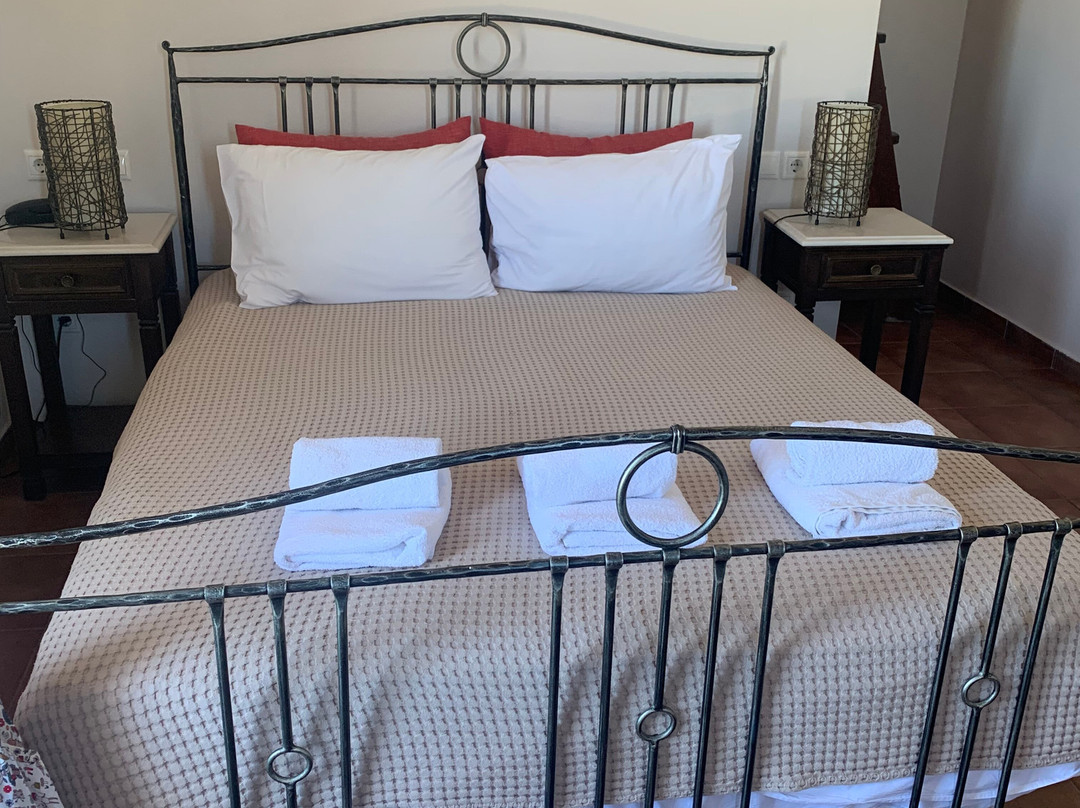 歌诗达海滨别墅酒店主图