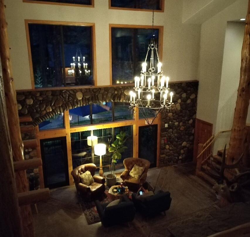 Black Bear Lodge主图