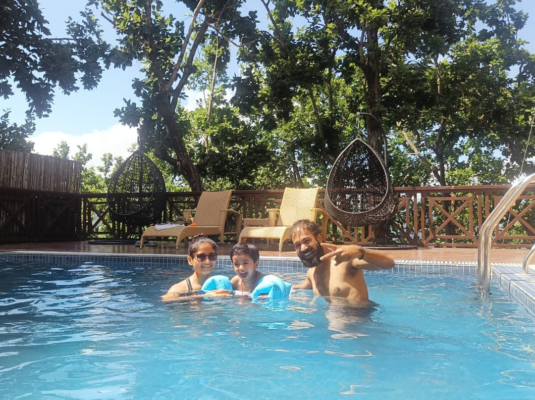 Summit Jungle Resort主图