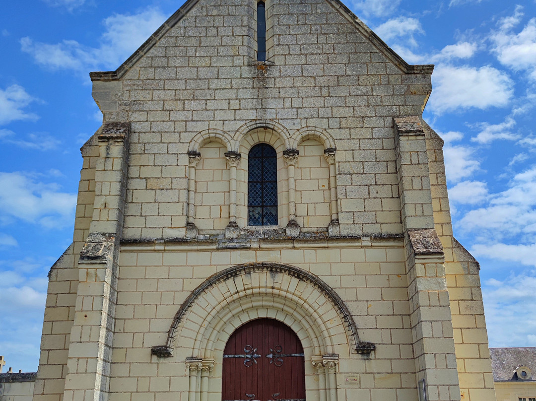 Église Saint-Denis de Cizay-la-Madeleine-Cizay-la-Madeleine必去景点