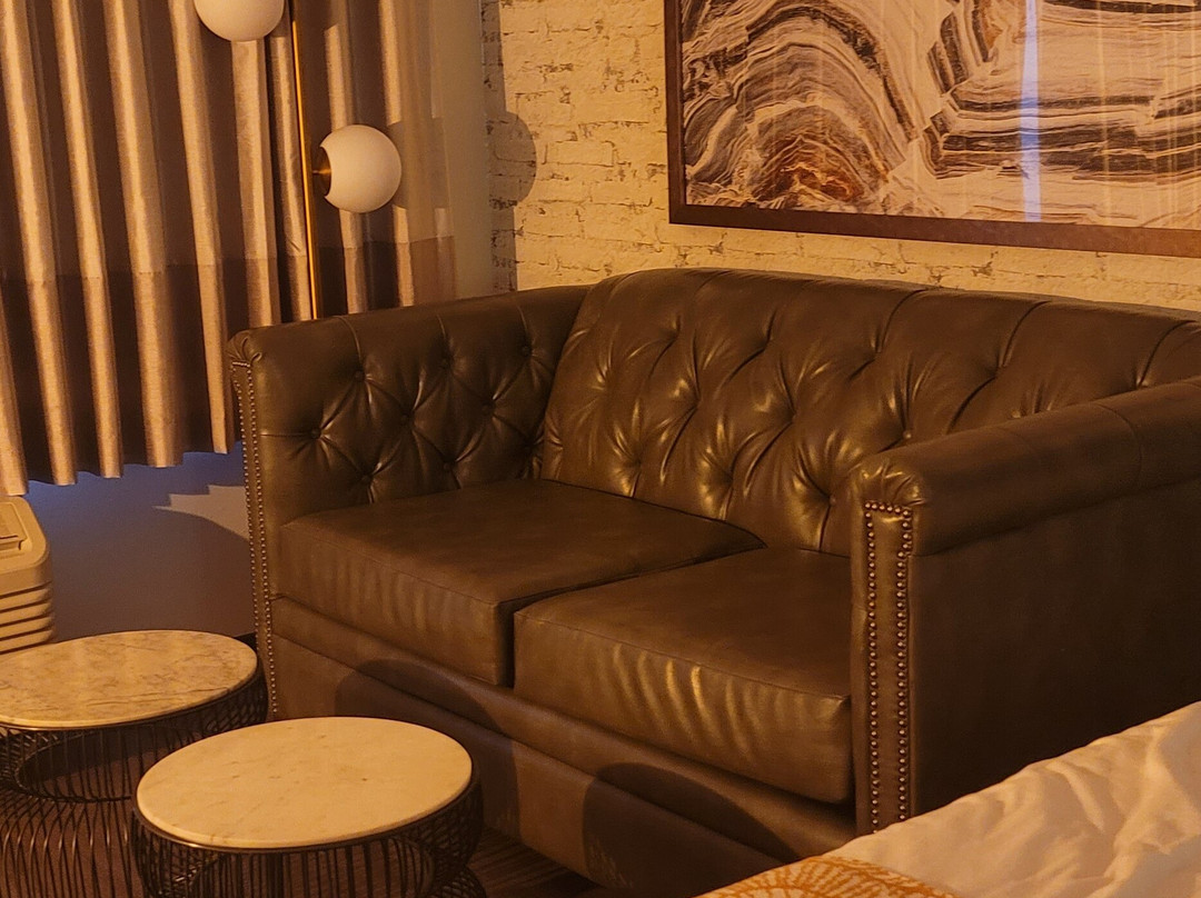 Oxford Suites Chico主图