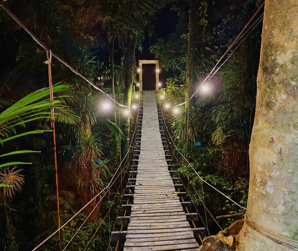 Pozas Y Cascadas La Presa景点图片