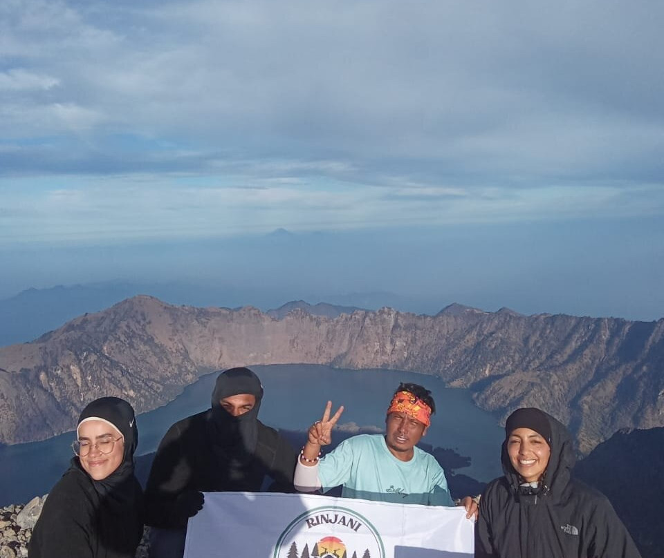 Rinjani Trekking-龙目岛必去景点