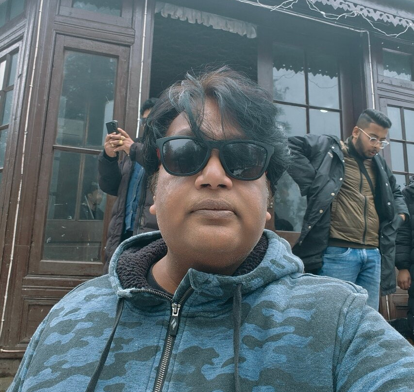 Gulmarg Zahgeer Continental主图