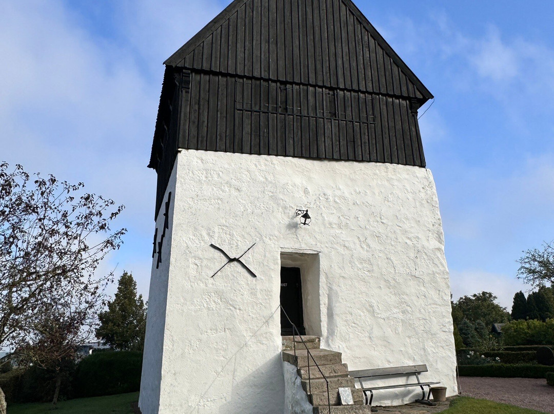 Osterlars Rundkirke-Gudhjem必去景点